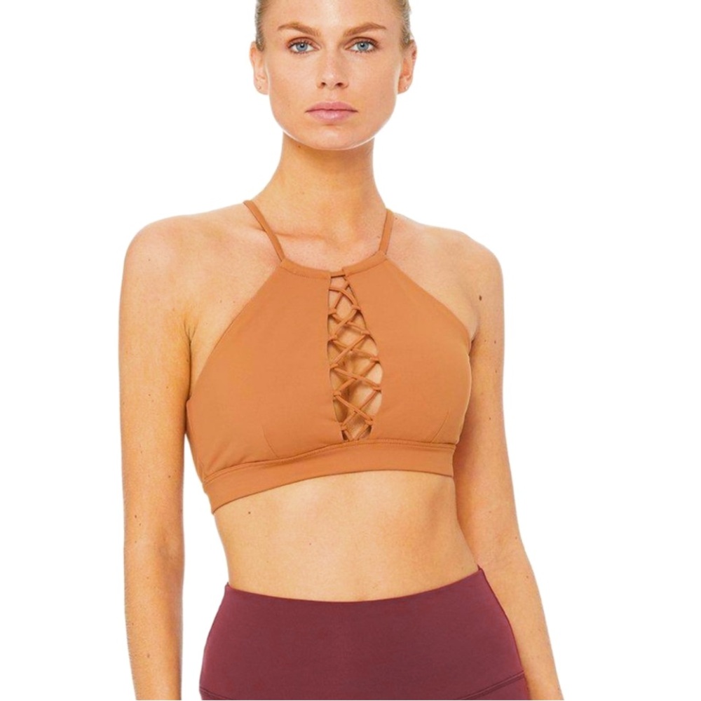 ALO Yoga Lace-Up High Neck Sports Bra in Tan